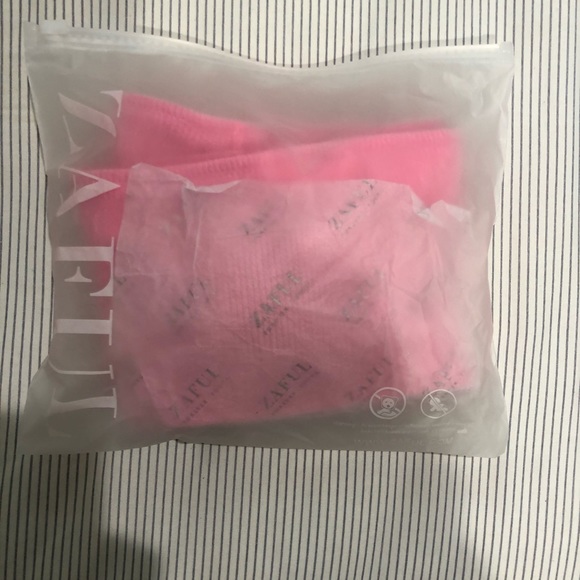 Zaful textured bandeau bikini set with straps 🦋 - Picture 11 of 11